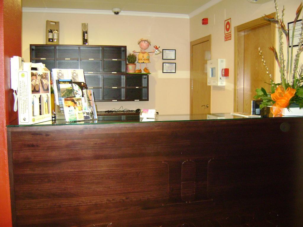Hostal Jijones Villarrubia de los Ojos Exterior foto